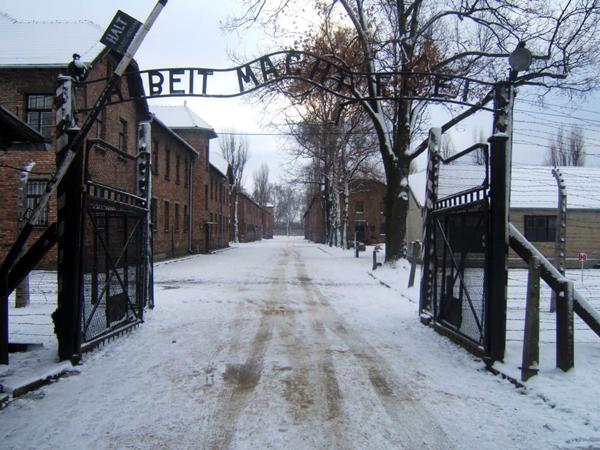 Auschwitz ingresso del campo di concentramento
