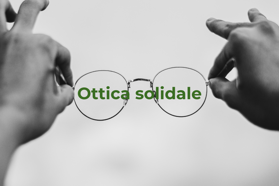 Occhiali con scritta ottica solidale