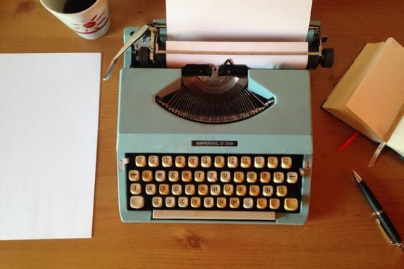macchina da scrivere- corso scrivere per il seriale