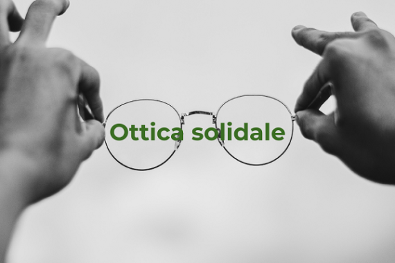 Occhiali con scritta ottica solidale