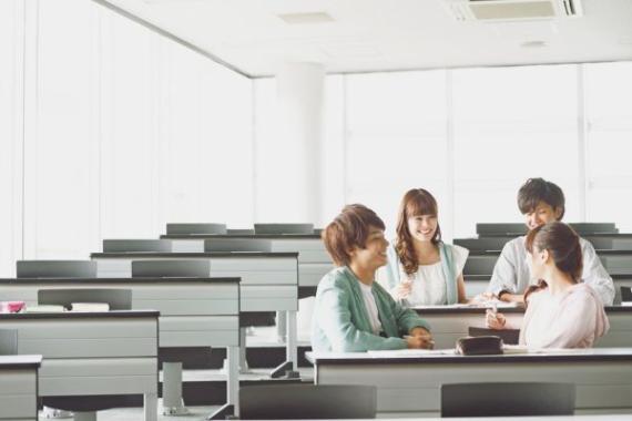 studenti aula università 